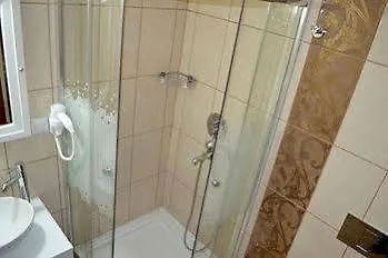 فندق Ozukara 1